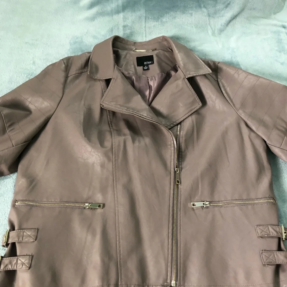 A.N.A. Leather Jacket - Picture 3 of 6